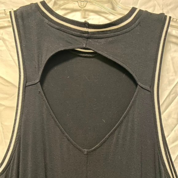 AMERICAN EAGLE SOFT & SEXY DRESS - Picture 3 of 4